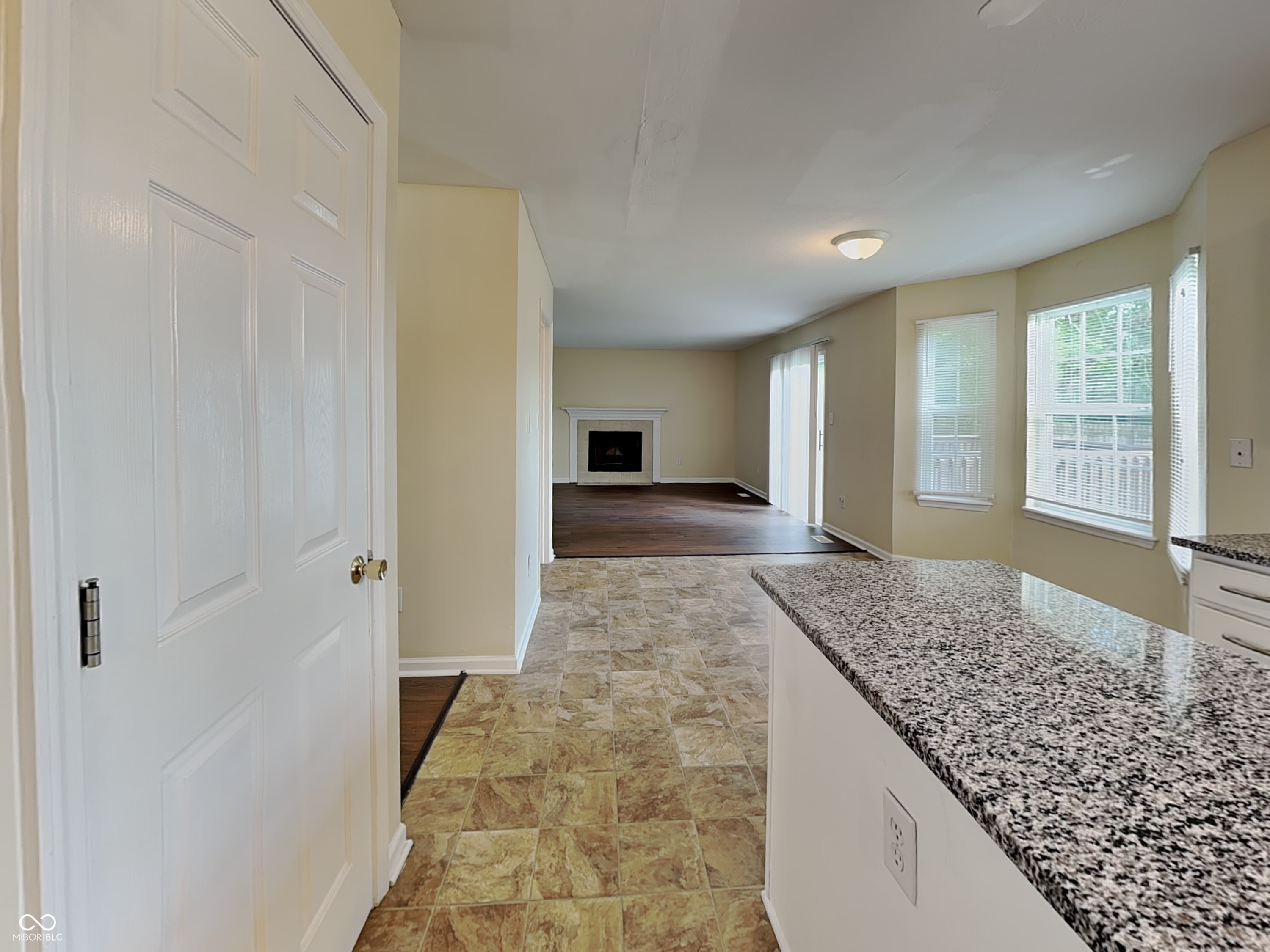 5348 Rippling Brook Way Carmel, IN 46033 - Photo 4 of 22