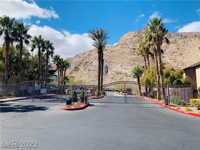 $1,400 | 3460 Cactus Shadow Street, Unit 101, Las Vegas, NV 89129