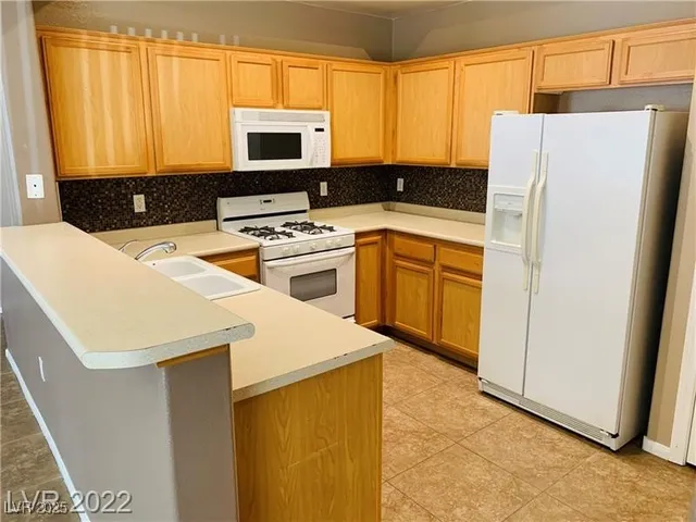 $1,400 | 3460 Cactus Shadow Street, Unit 101, Las Vegas, NV 89129