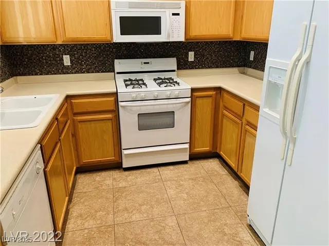 $1,400 | 3460 Cactus Shadow Street, Unit 101, Las Vegas, NV 89129