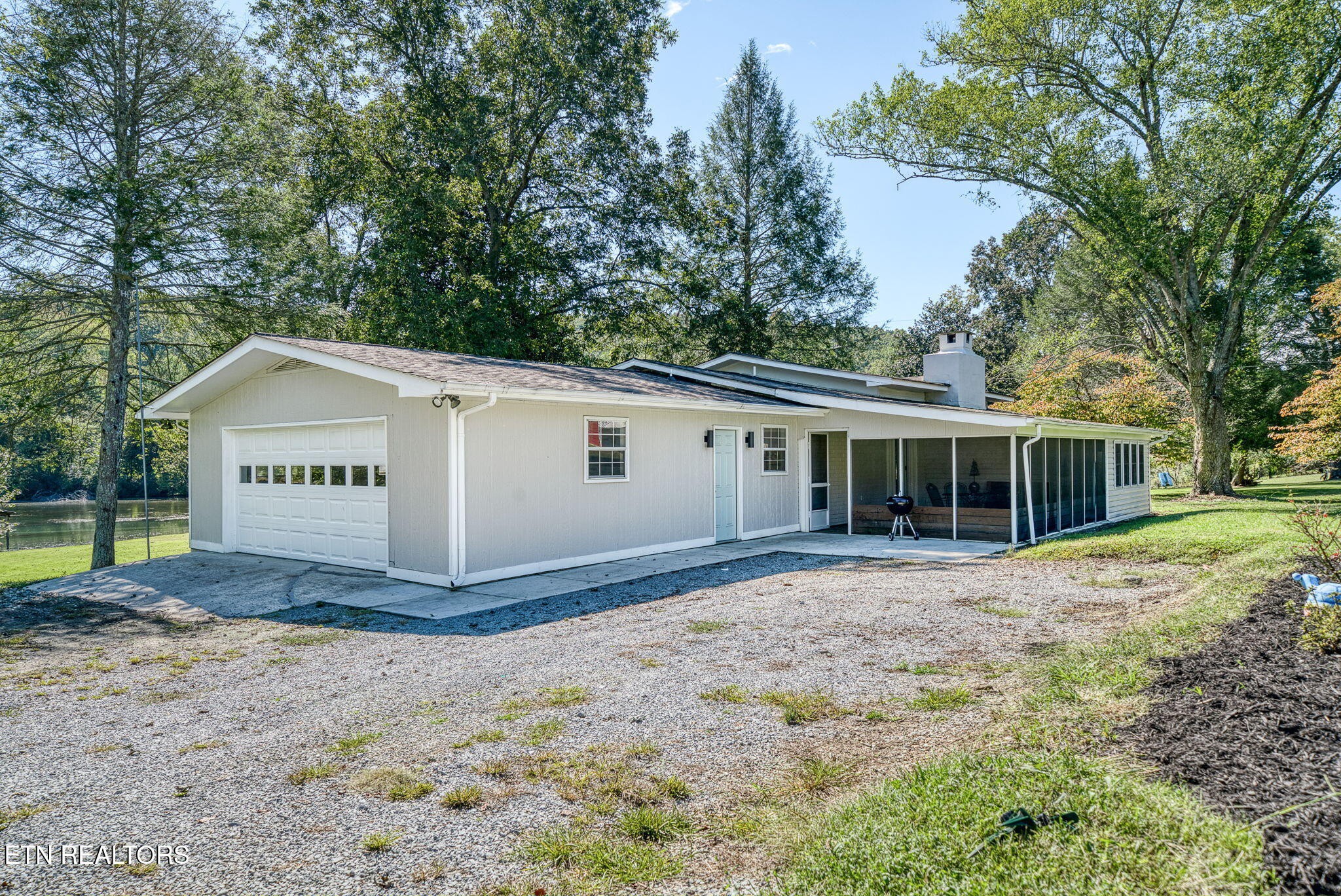 240 Gordon Drive Spring City, TN 37381 - Photo 38 of 45