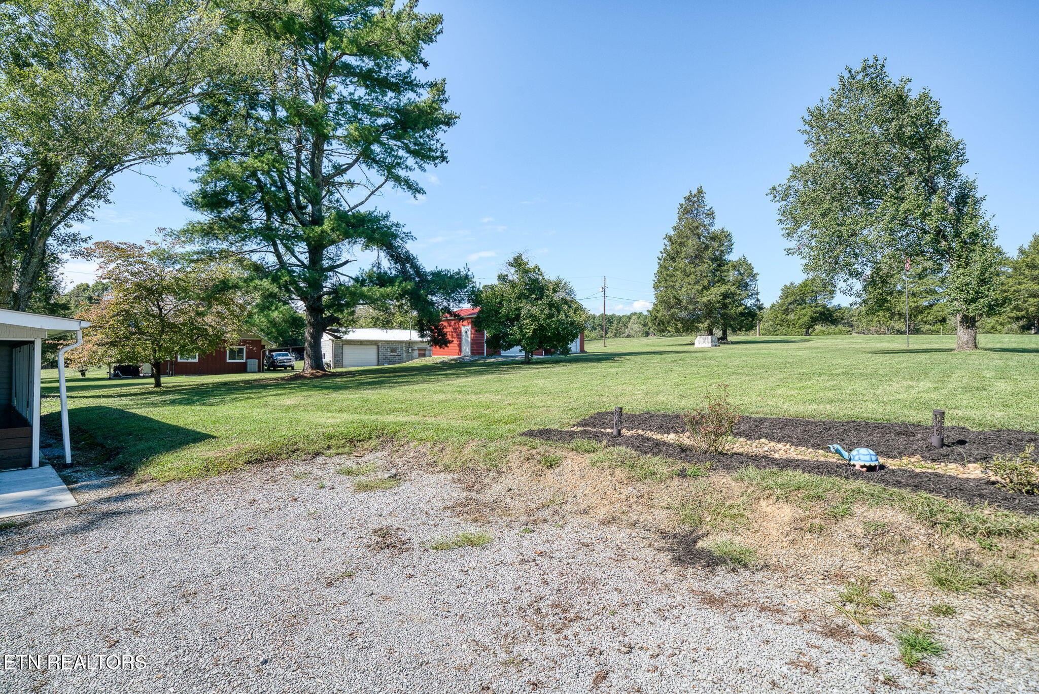 240 Gordon Drive Spring City, TN 37381 - Photo 39 of 45