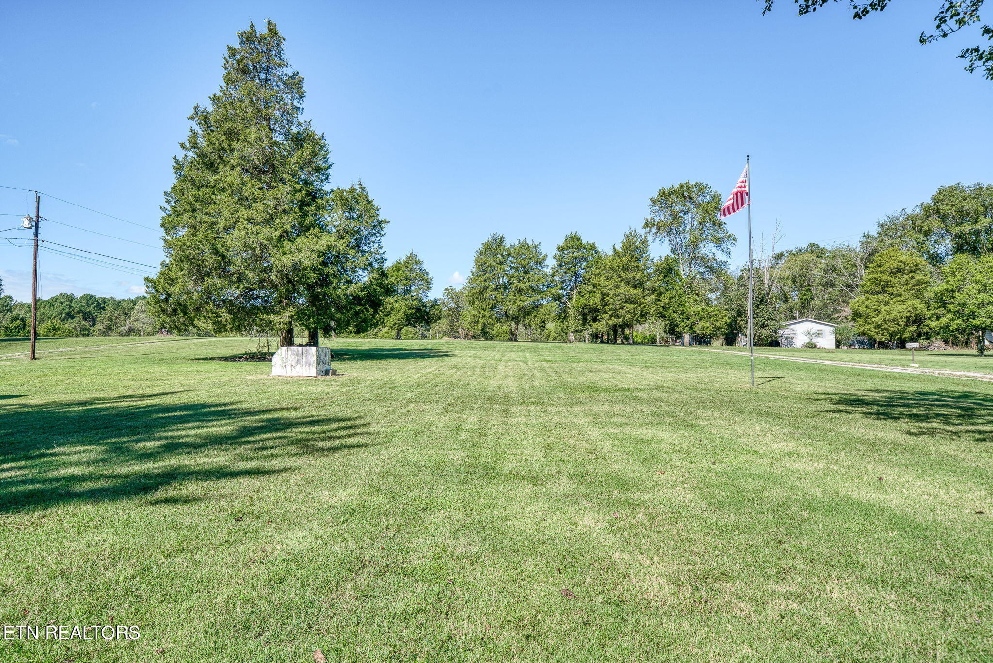 240 Gordon Drive Spring City, TN 37381 - Photo 41 of 45