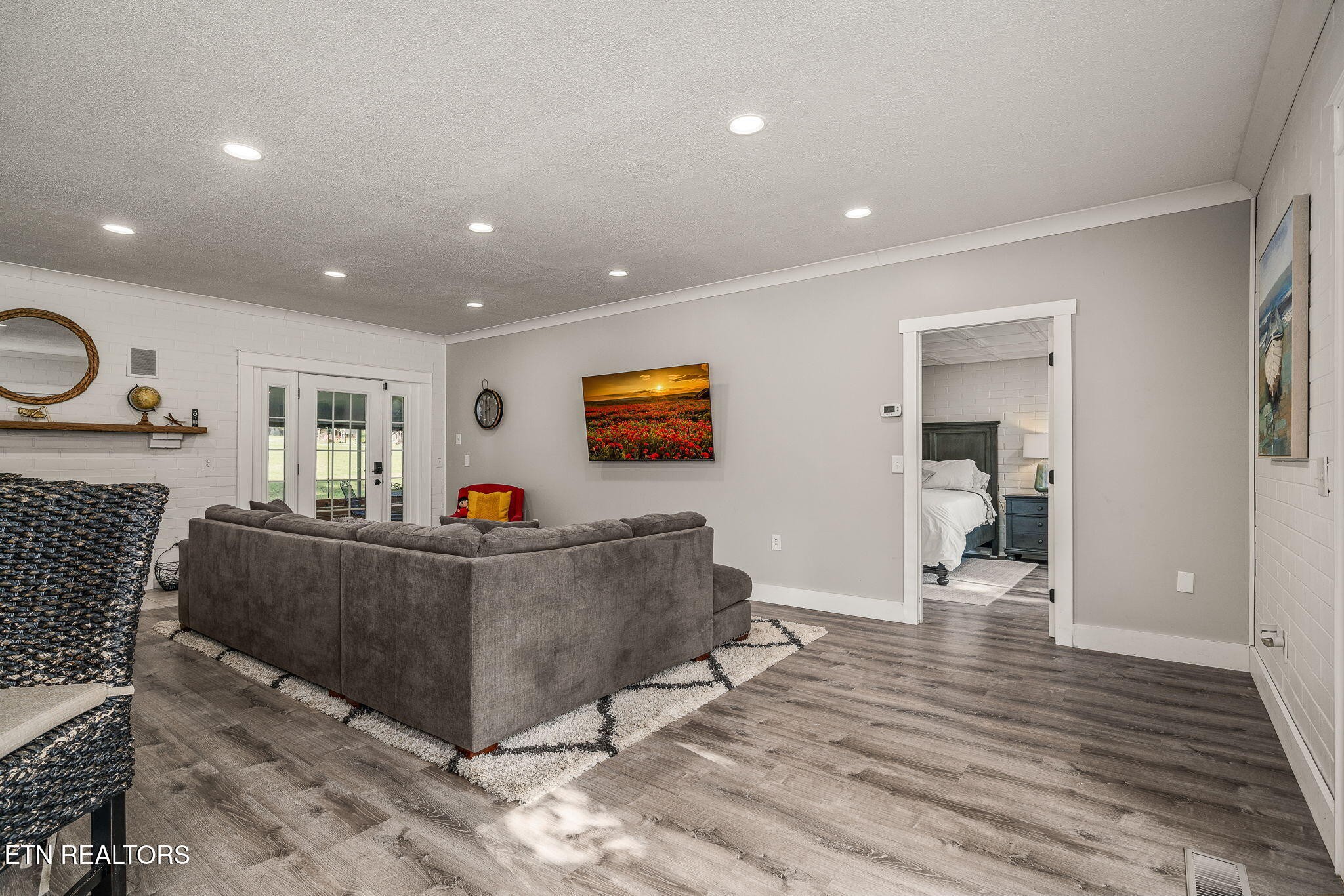 240 Gordon Drive Spring City, TN 37381 - Photo 6 of 45