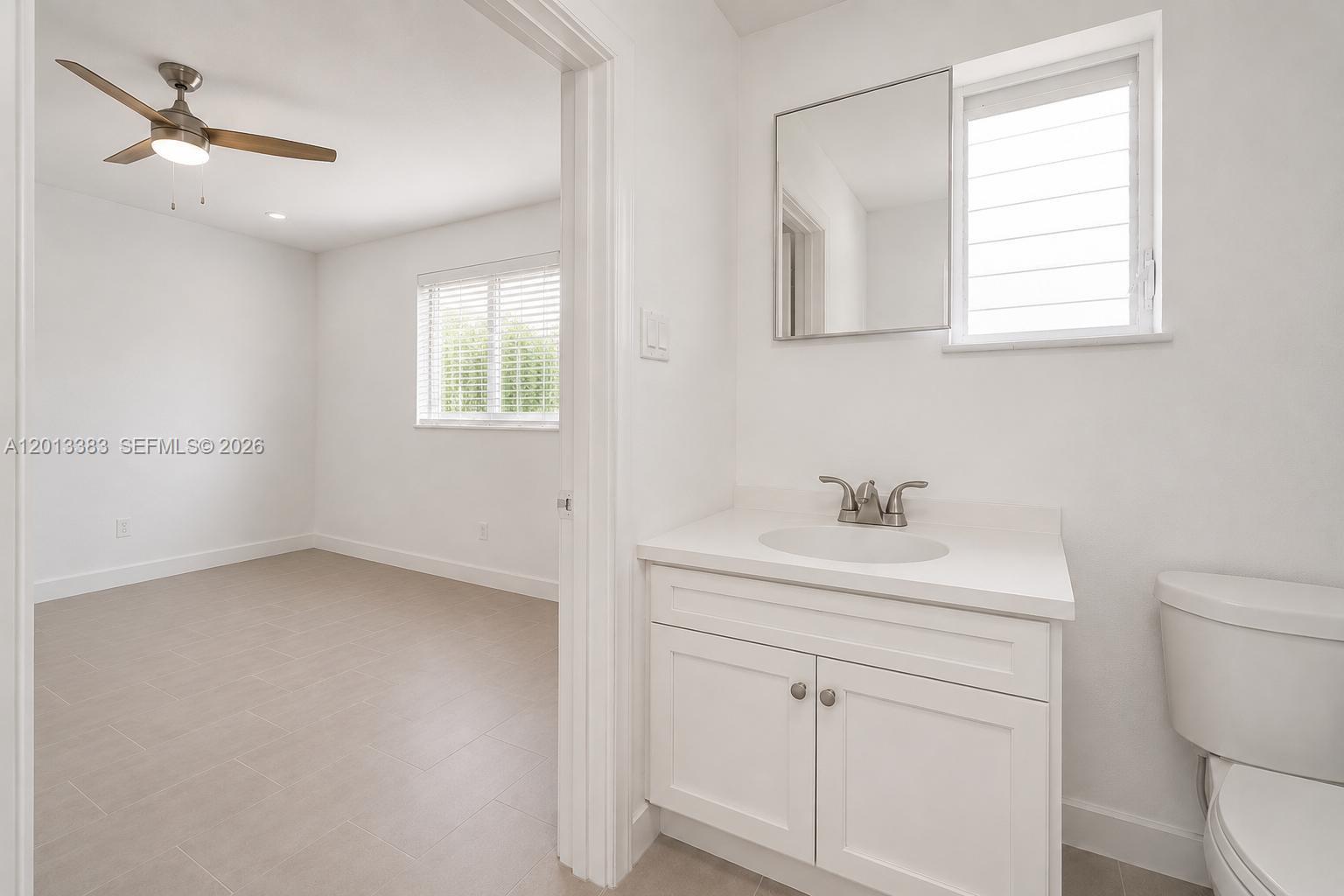 6110 Southwest 38th Street Davie, FL 33314 - Photo 12 of 15