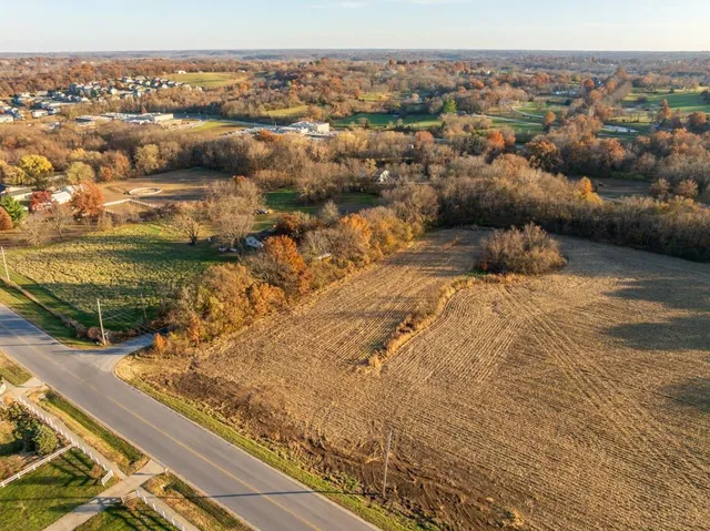 $195,000 | 12 West Ryan Road, Grain Valley, MO 64029