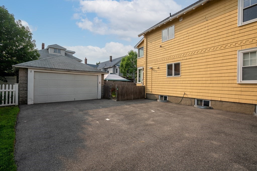 30 Crescent Road, Unit 30 Belmont, MA 02478 - Photo 16 of 18 Gallery Image 16
