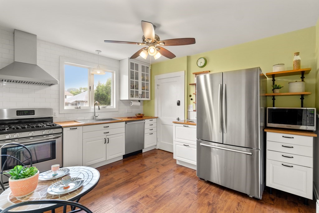 30 Crescent Road, Unit 30 Belmont, MA 02478 - Photo 7 of 18 Gallery Image 7
