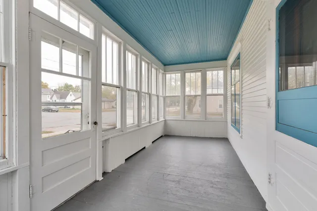 $199,900 | 701 11th Street Northwest, Austin, MN 55912