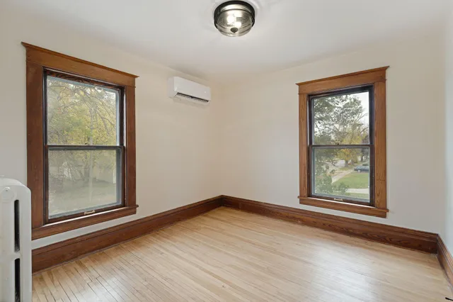 $199,900 | 701 11th Street Northwest, Austin, MN 55912