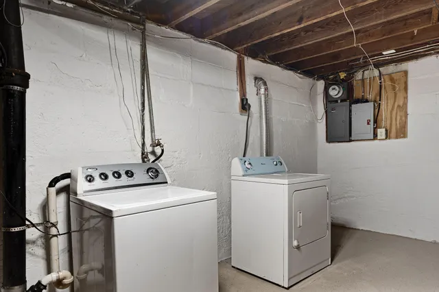 $199,900 | 701 11th Street Northwest, Austin, MN 55912