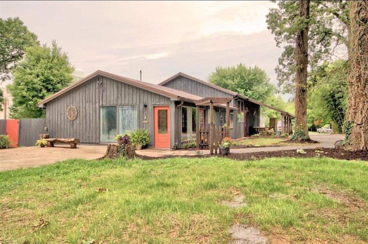 1382 Dunbar Cave Road Clarksville, TN 37043 - Photo 27 of 47