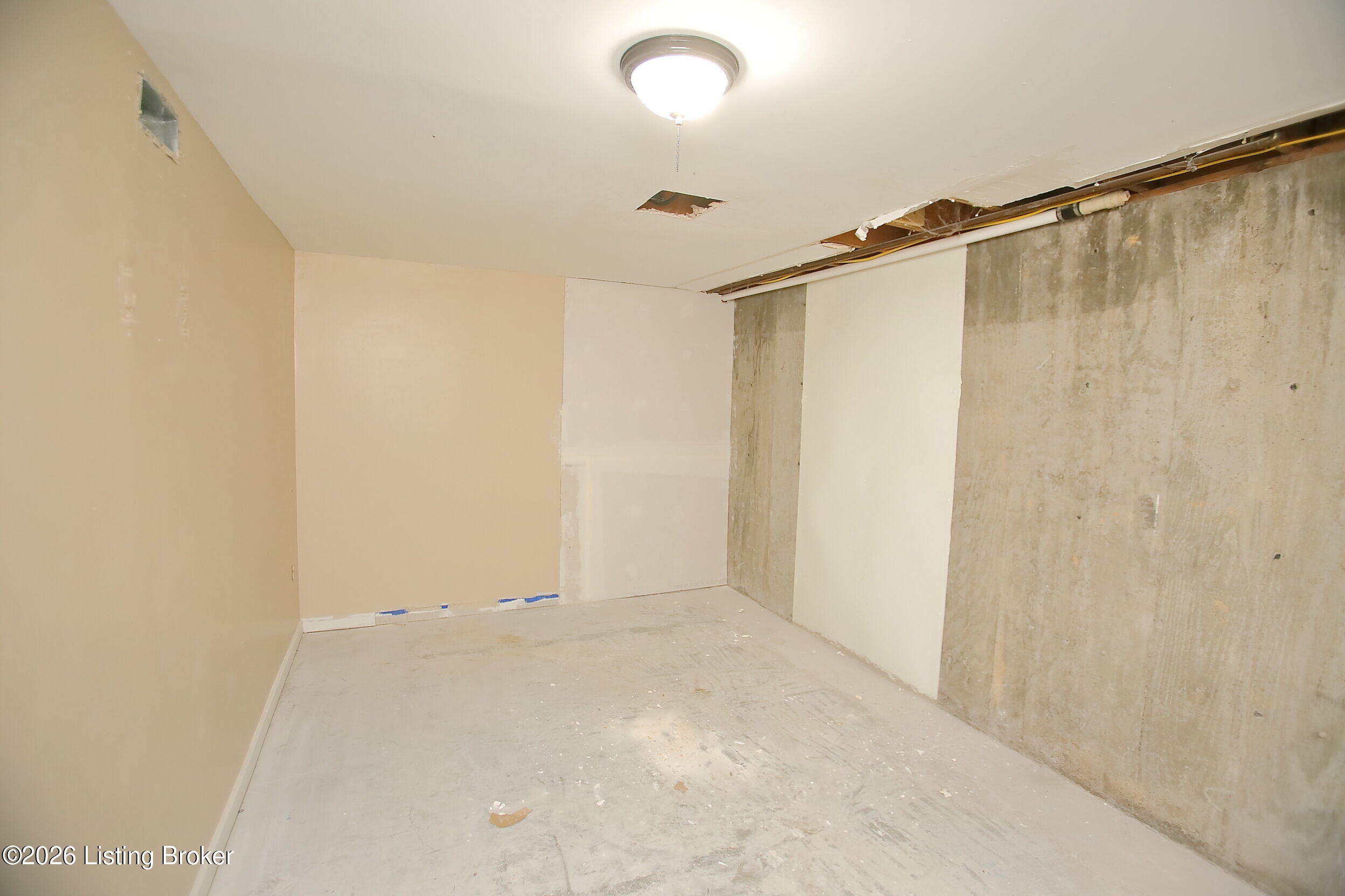 4489 Shepherdsville Road Elizabethtown, KY 42701 - Photo 40 of 51 Basement Storage Room