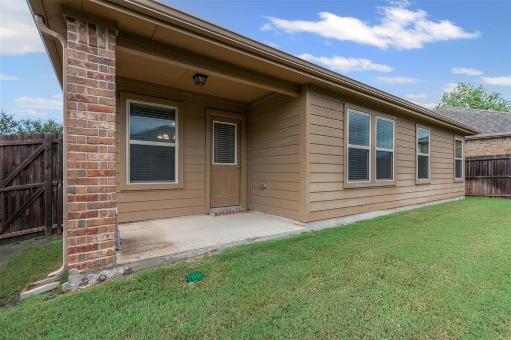 1104 Ruby Court Princeton, TX 75407 - Photo 18 of 40