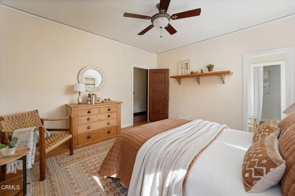 752 Glenview Road Glendale, CA 91202 - Photo 33 of 64 42-Bedroom