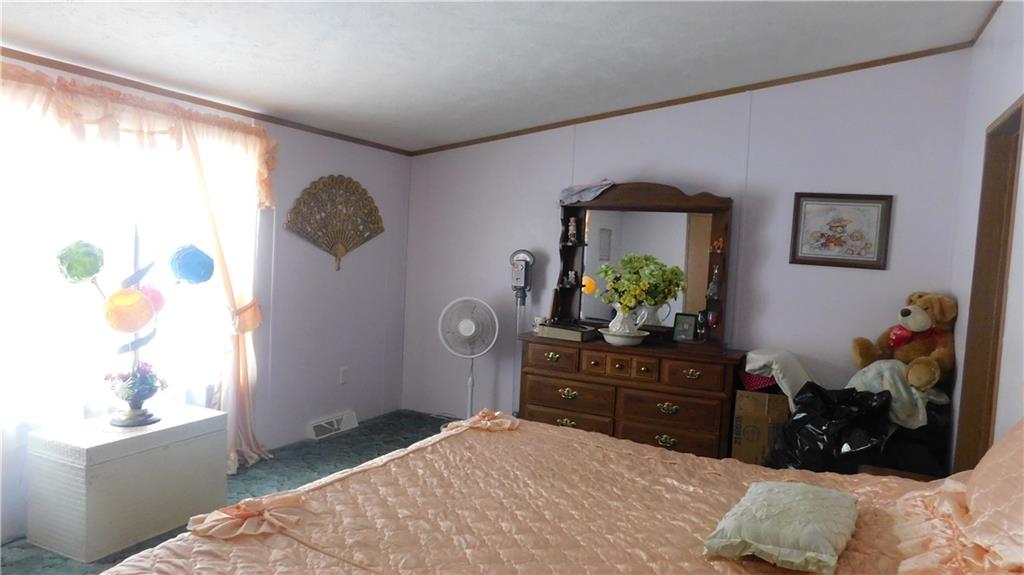 648 North Liberty Road Grove City, PA 16127 - Photo 11 of 16 Gallery Image 11
