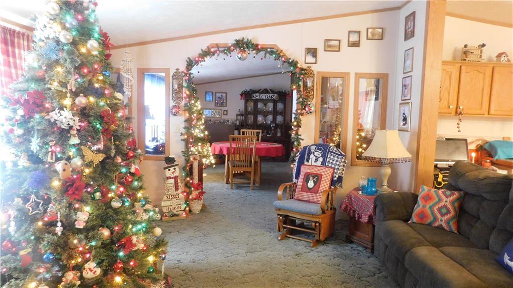 648 North Liberty Road Grove City, PA 16127 - Photo 7 of 16 Gallery Image 7