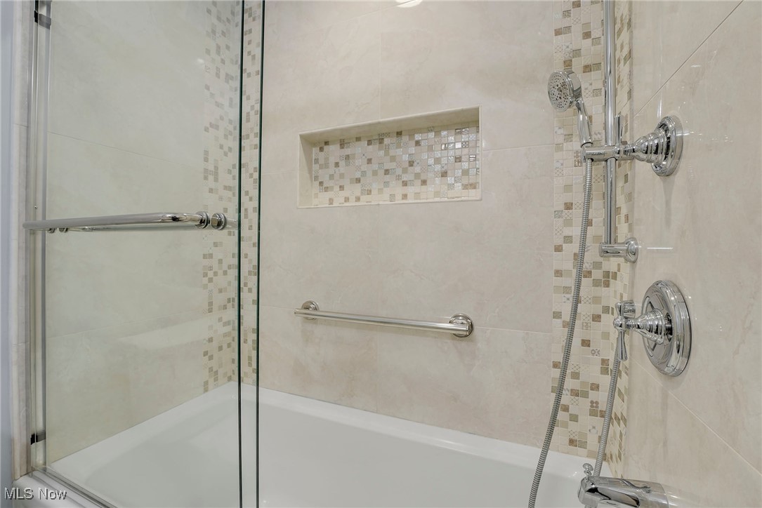 7375 Som Center Road Solon, OH 44139 - Photo 16 of 30 Gallery Image 16