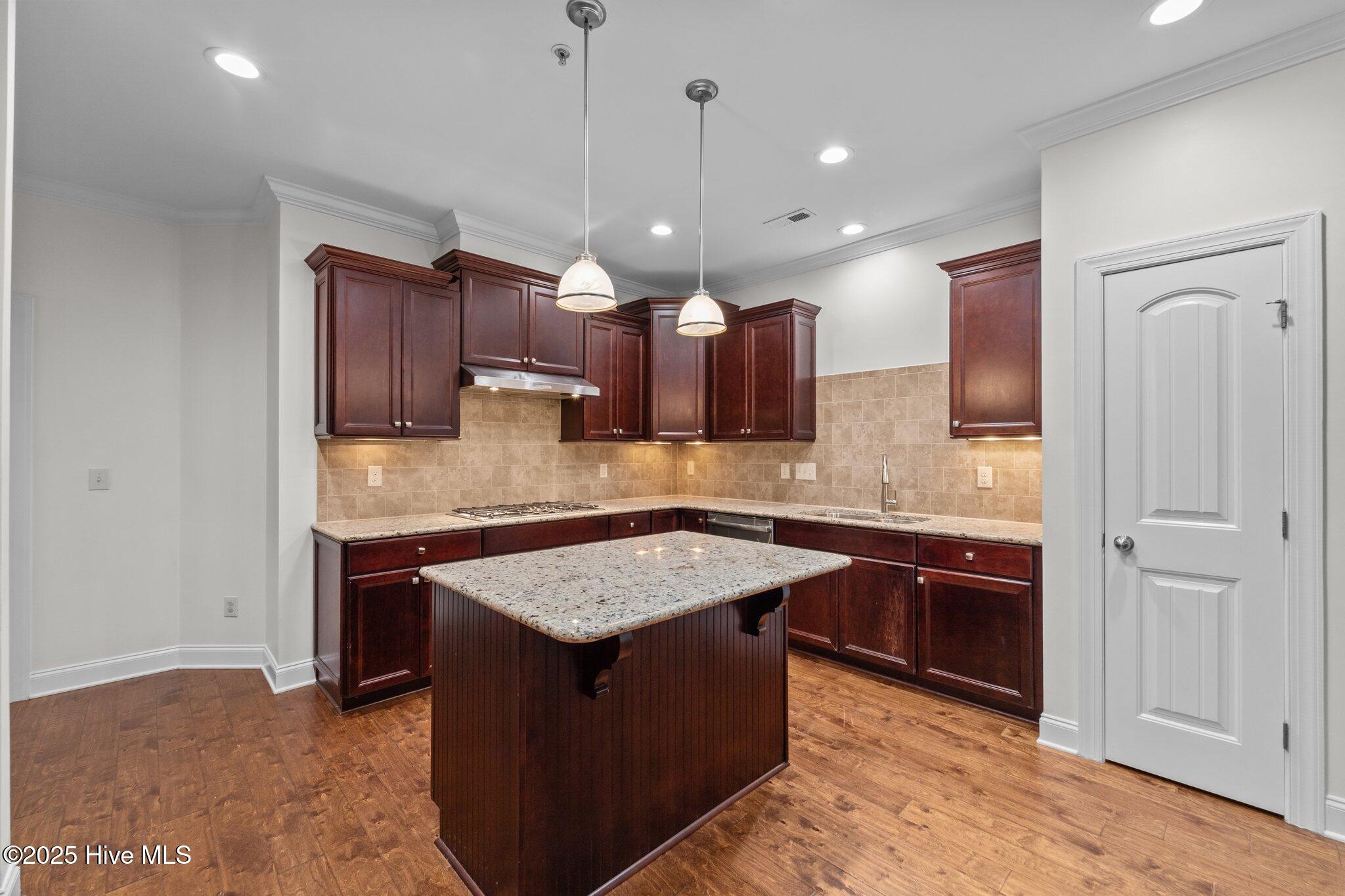 80 Whistling Straight Road Pinehurst, NC 28374 - Photo 9 of 32 Kitchen