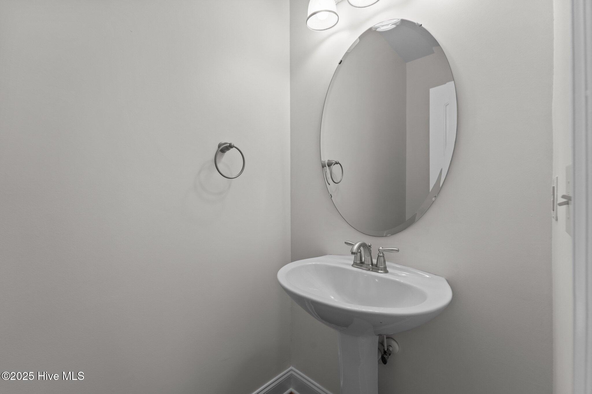 80 Whistling Straight Road Pinehurst, NC 28374 - Photo 24 of 32 Powder Room