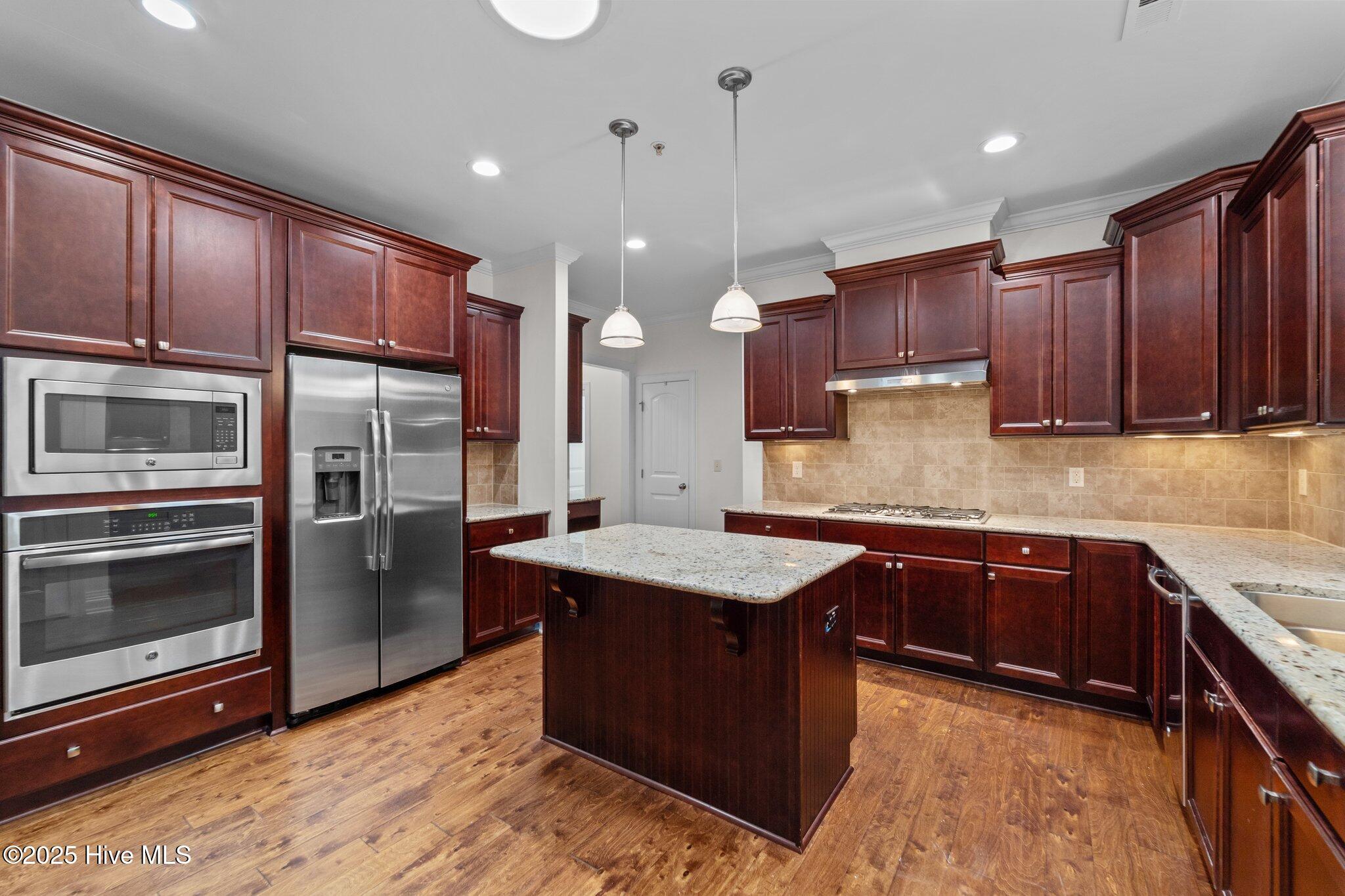 80 Whistling Straight Road Pinehurst, NC 28374 - Photo 7 of 32 Kitchen