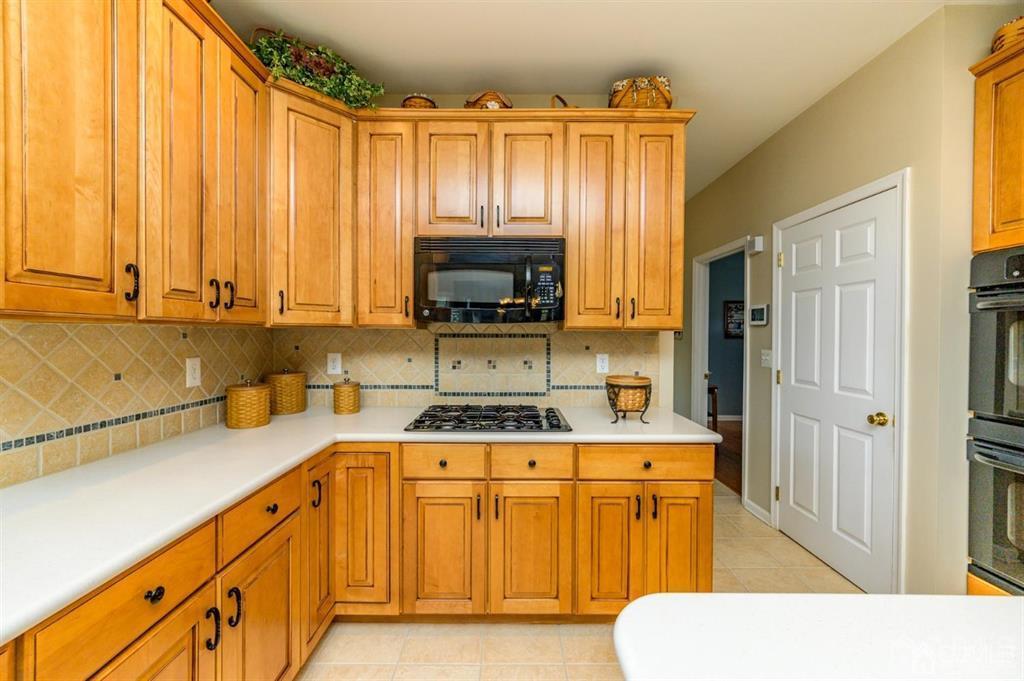55 Rues Road Cream Ridge, NJ 08514 - Photo 13 of 67