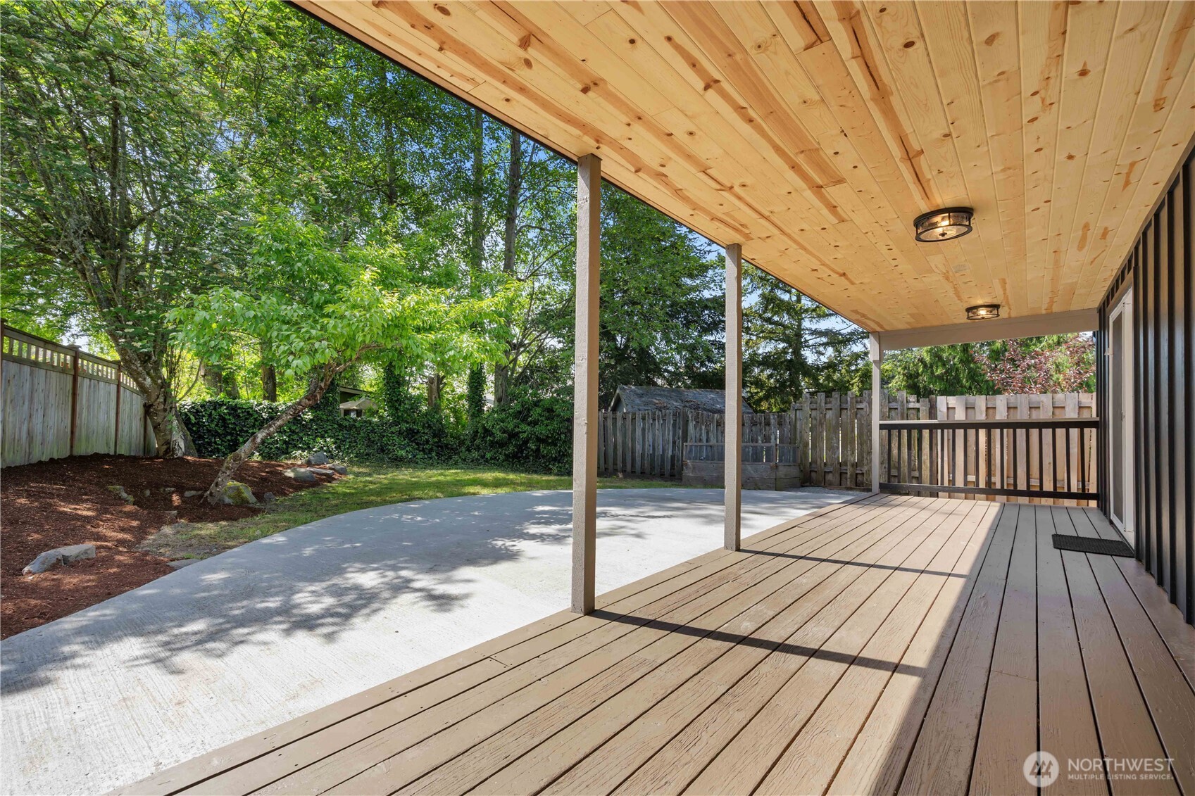 1510 Titlow Road Tacoma, WA 98465 - Photo 24 of 34
