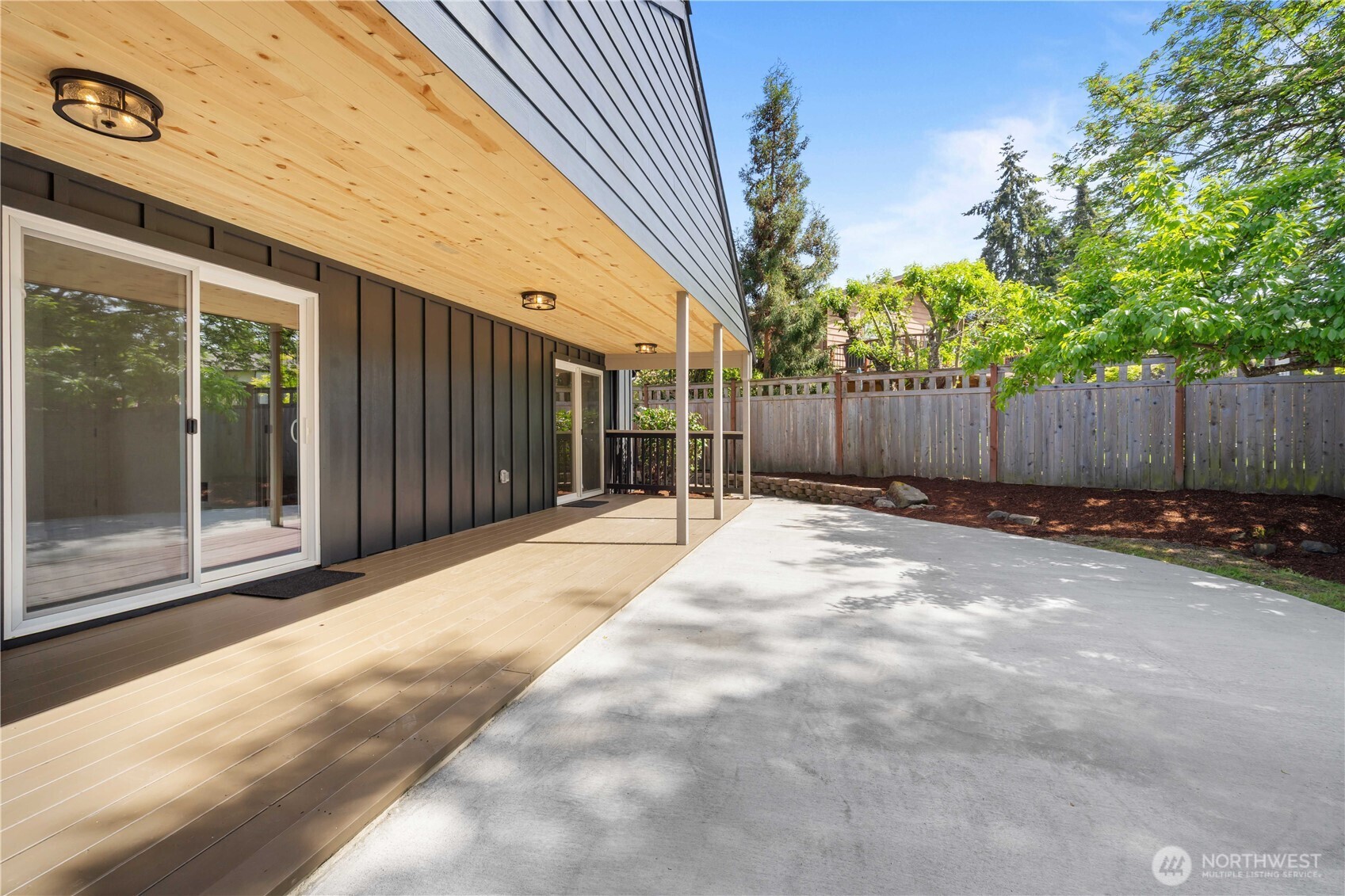 1510 Titlow Road Tacoma, WA 98465 - Photo 27 of 34