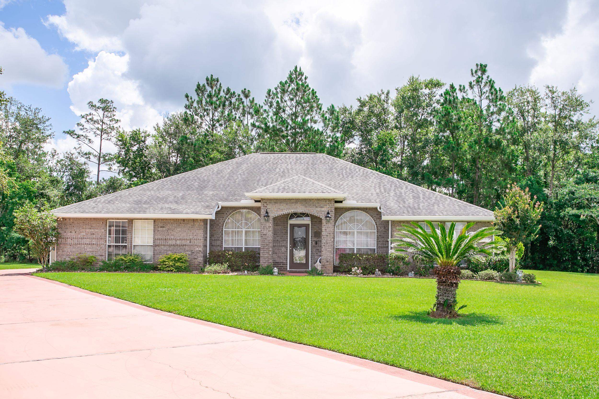 558 Leeds Court Foley, AL 36535 - Photo 1 of 48