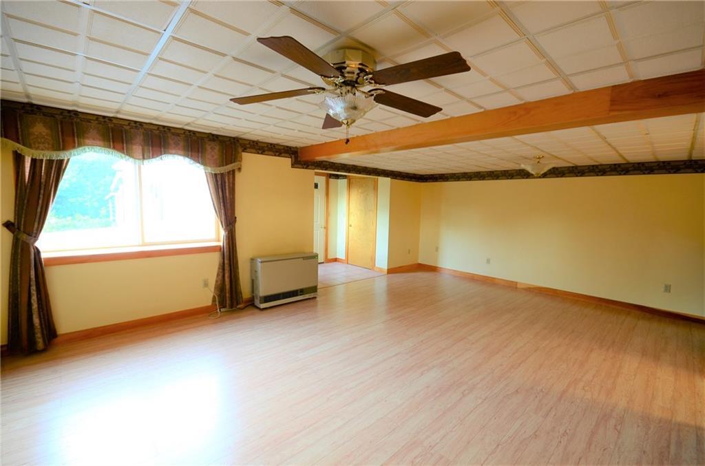 927 River Road Bucksport, ME 04416 - Photo 9 of 31 Family Room