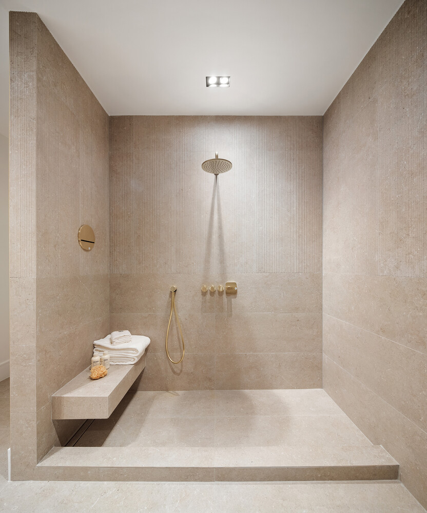 28 Herbert Street, Unit B4 Brooklyn, NY 11222 - Photo 10 of 17 a bathroom with a sink