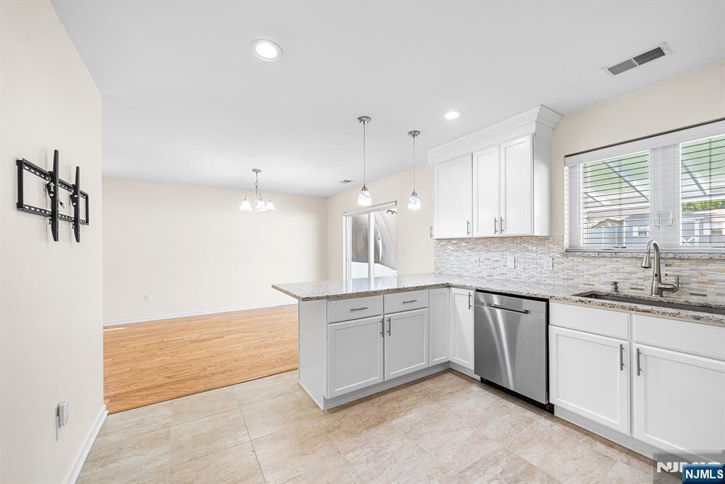 902 Spruce Street Roselle, NJ 07203 - Photo 16 of 48