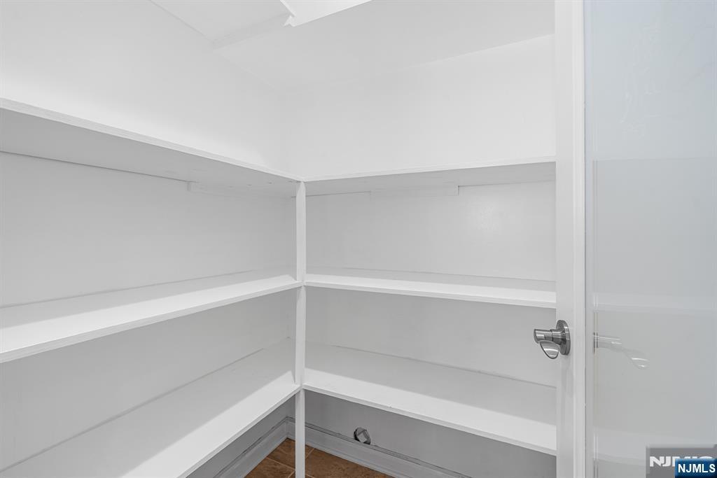 902 Spruce Street Roselle, NJ 07203 - Photo 19 of 48