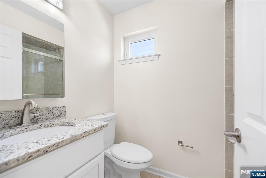 902 Spruce Street Roselle, NJ 07203 - Photo 35 of 48