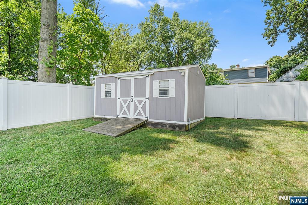 902 Spruce Street Roselle, NJ 07203 - Photo 42 of 48