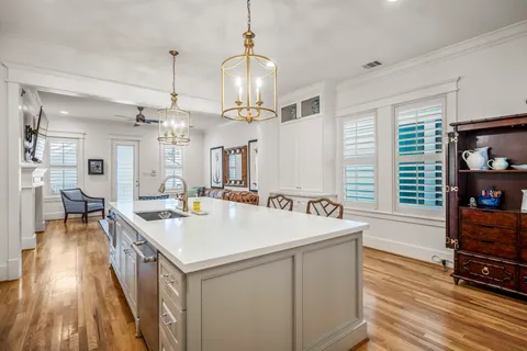 $699,000 | 732 East 28th Street, Houston, TX 77009