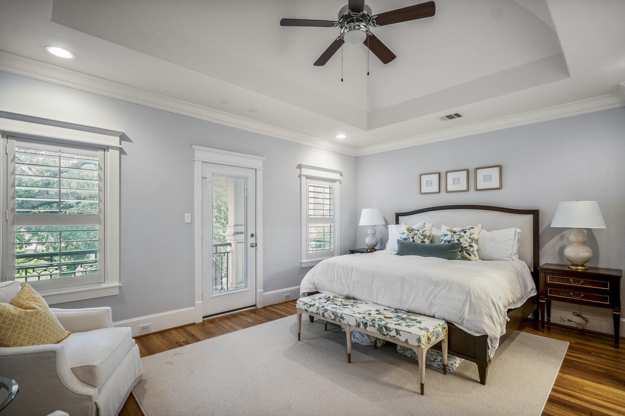 732 East 28th Street Houston, TX 77009 - Photo 35 of 44 a bedroom with a bed and window