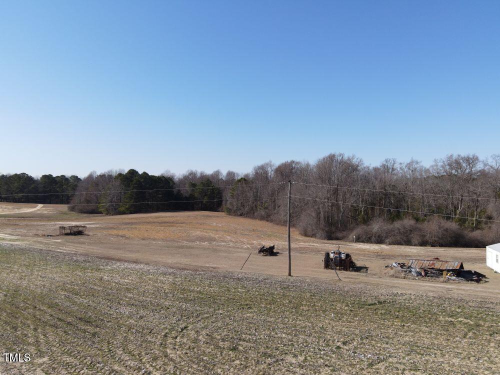 2113 Highway 55 Coats, NC 27521 - Photo 36 of 54 16