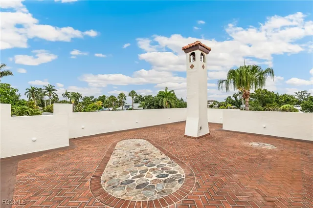 $850,000 | 1358 Hopedale Drive, Fort Myers, FL 33919