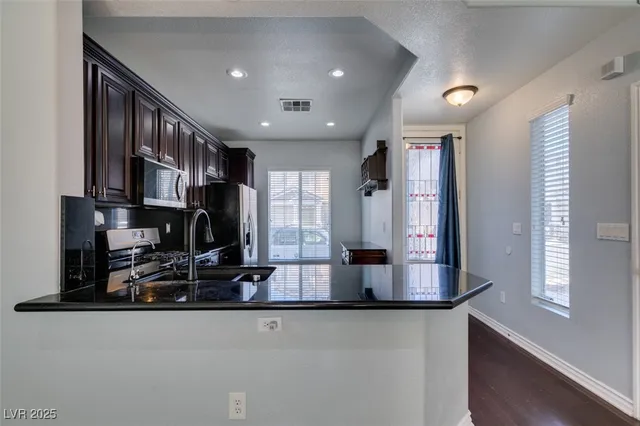 $1,994 | 8233 Shaded Arbors Street, Las Vegas, NV 89139