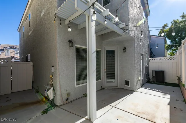 $1,994 | 8233 Shaded Arbors Street, Las Vegas, NV 89139