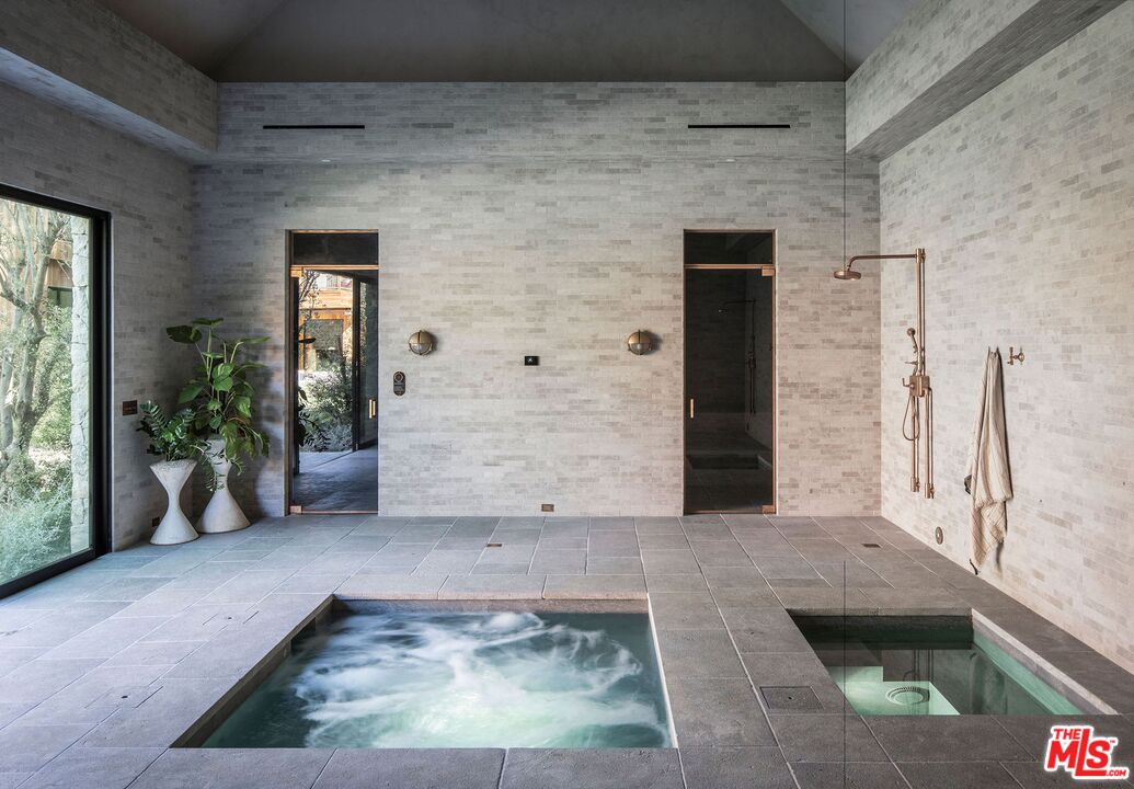 3405 Fryman Road Studio City, CA 91604 - Photo 37 of 42 Gallery Image 37