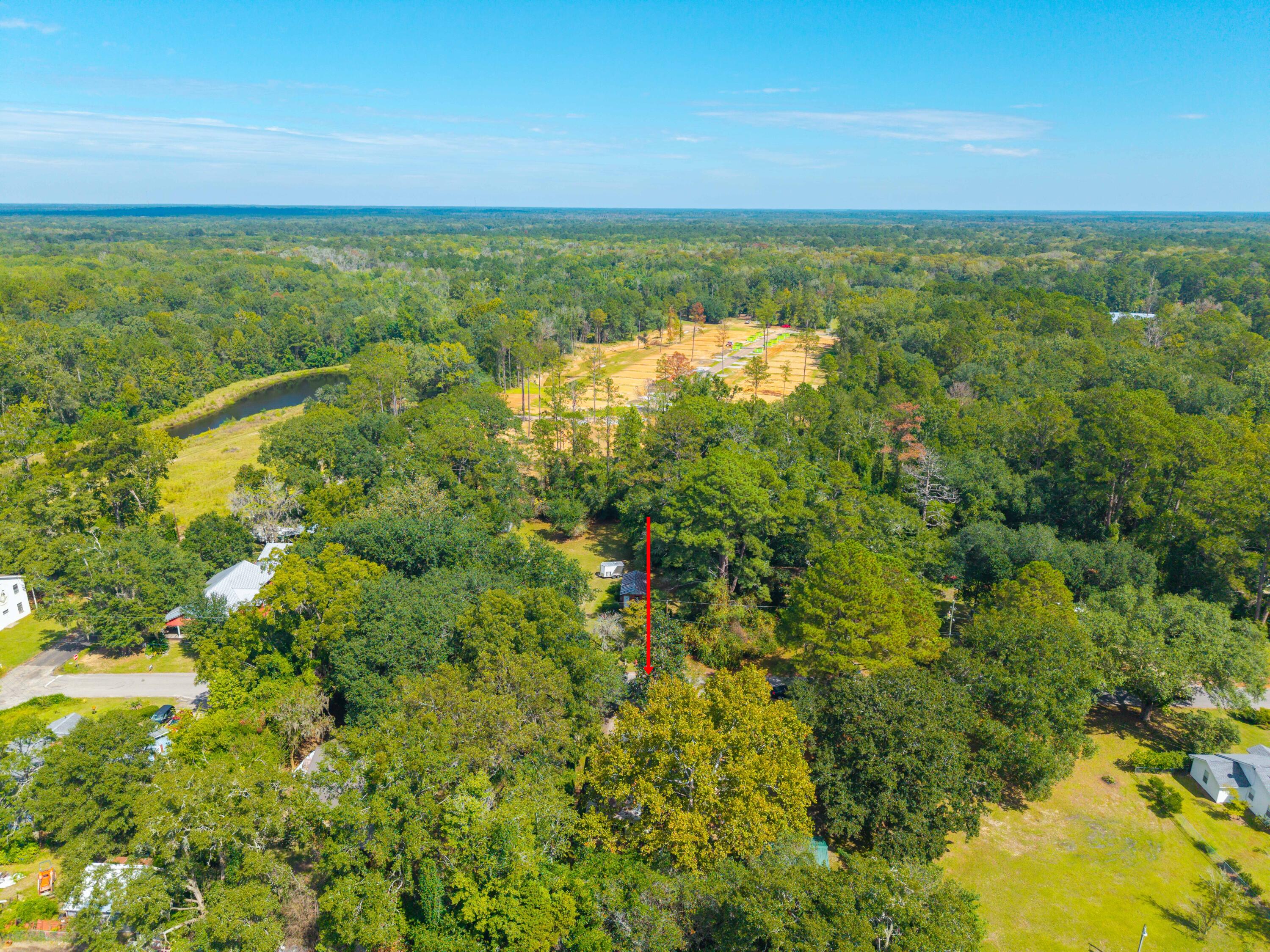 41 Lacey Street Yemassee, SC 29945 - Photo 38 of 39 DJI_20251001132945_0115_D-Edit