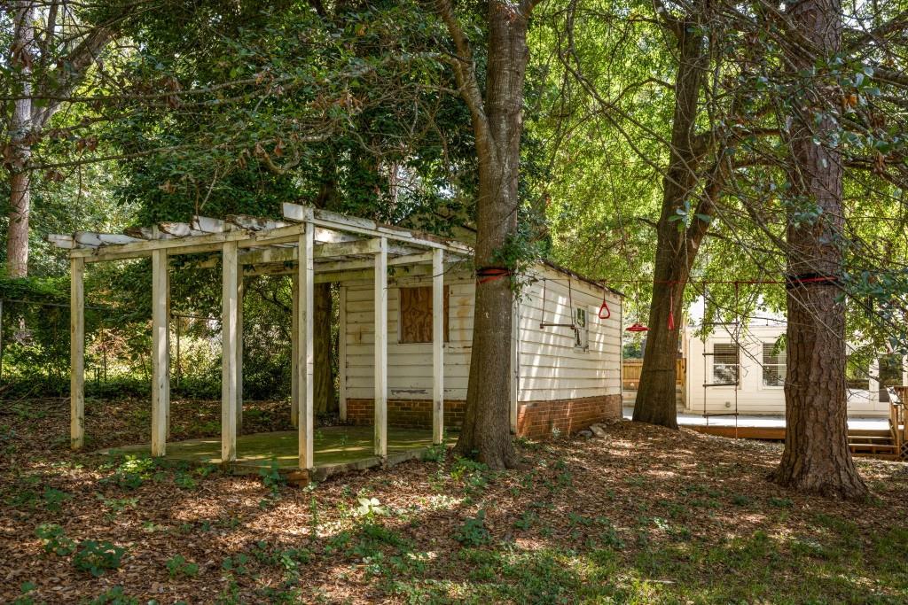 1241 Oldfield Road Decatur, GA 30030 - Photo 36 of 44 Gallery Image 36