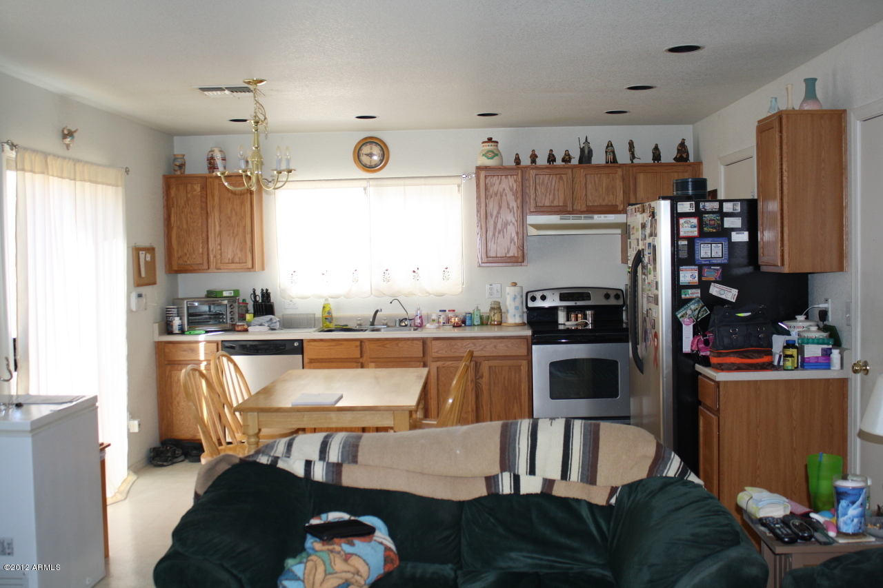 3504 South Bowman Road Apache Junction, AZ 85119 - Photo 3 of 8 kitchen