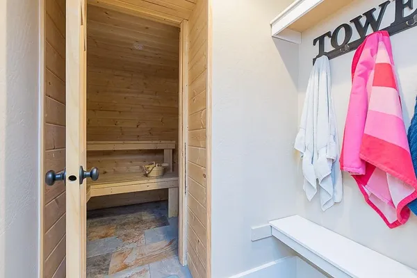 $615,000 | 107 Commerce Drive, Green River, WY 82935