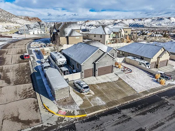 $615,000 | 107 Commerce Drive, Green River, WY 82935