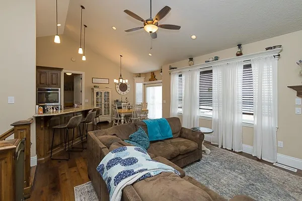 $615,000 | 107 Commerce Drive, Green River, WY 82935