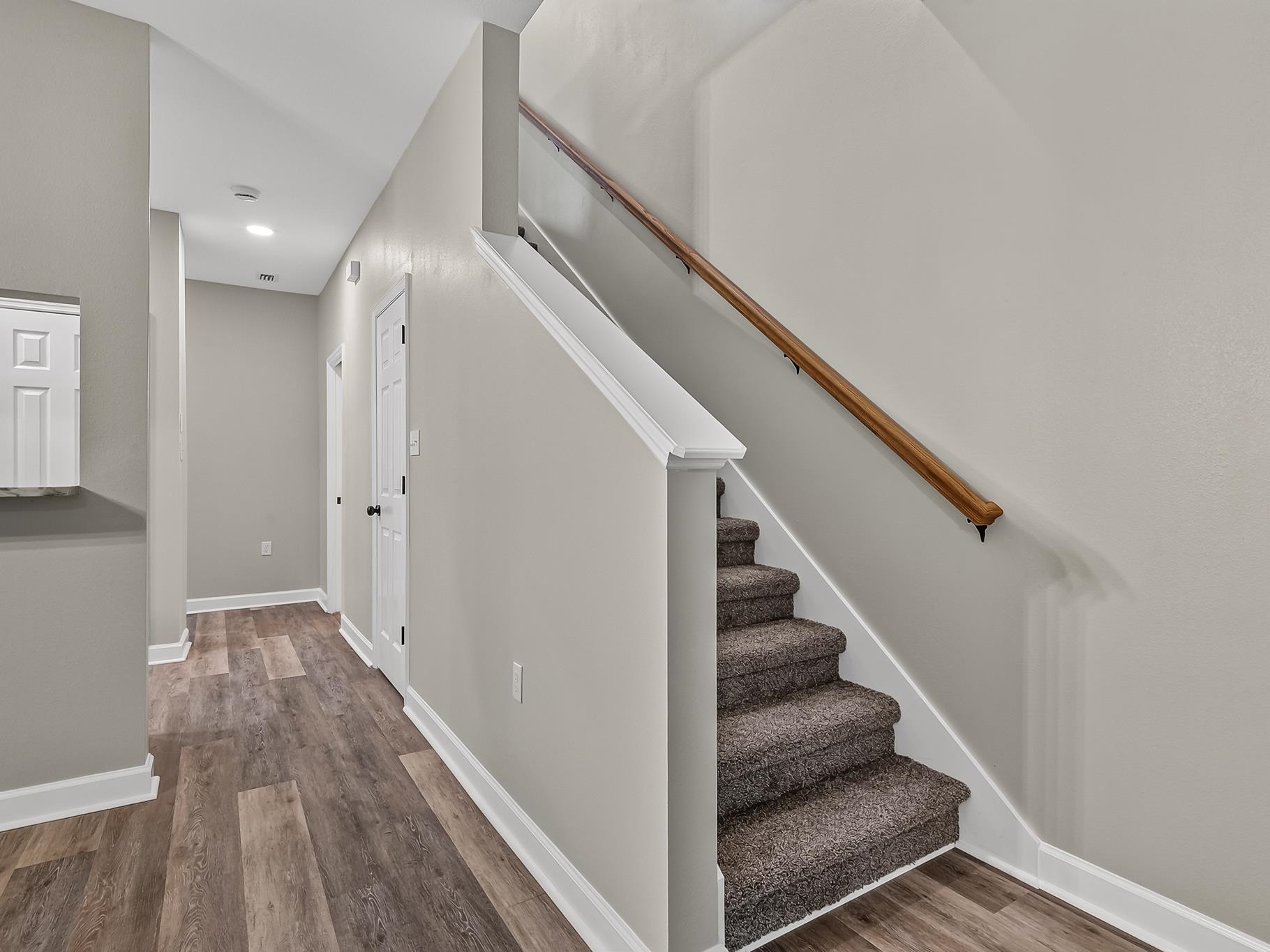 1320 Hendrix Road, Unit 904 Tallahassee, FL 32301 - Photo 16 of 46 Gallery Image 16