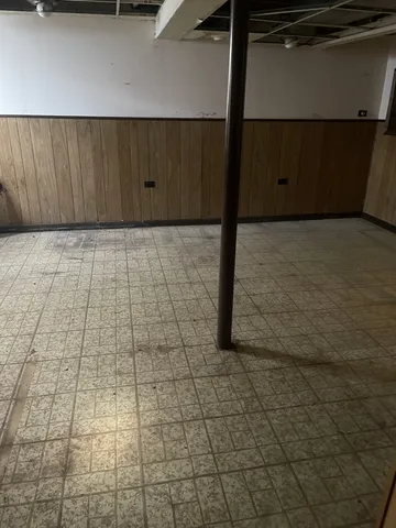 $279,900 | 1026 Briarcliffe Boulevard, Wheaton, IL 60189